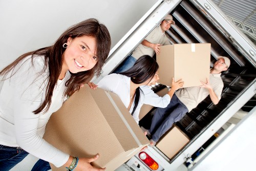 Variety of sturdy packing cartons for local moves